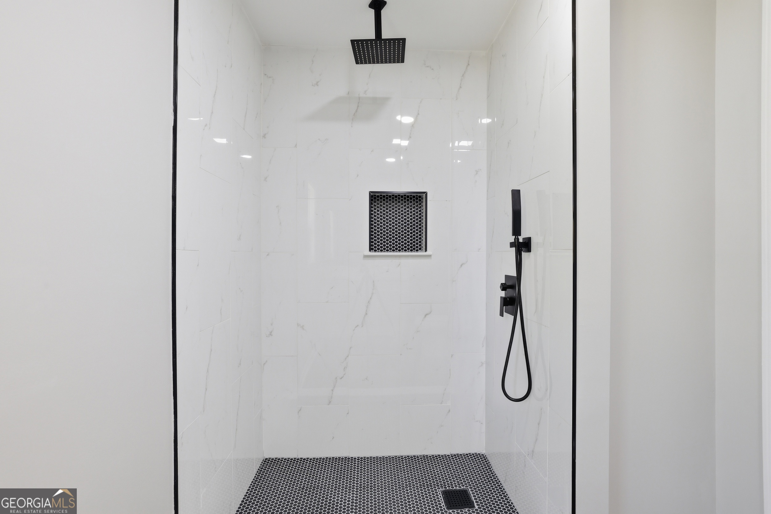 165 Pearl Street Clarkesville, GA 30523 - Photo 16 of 46