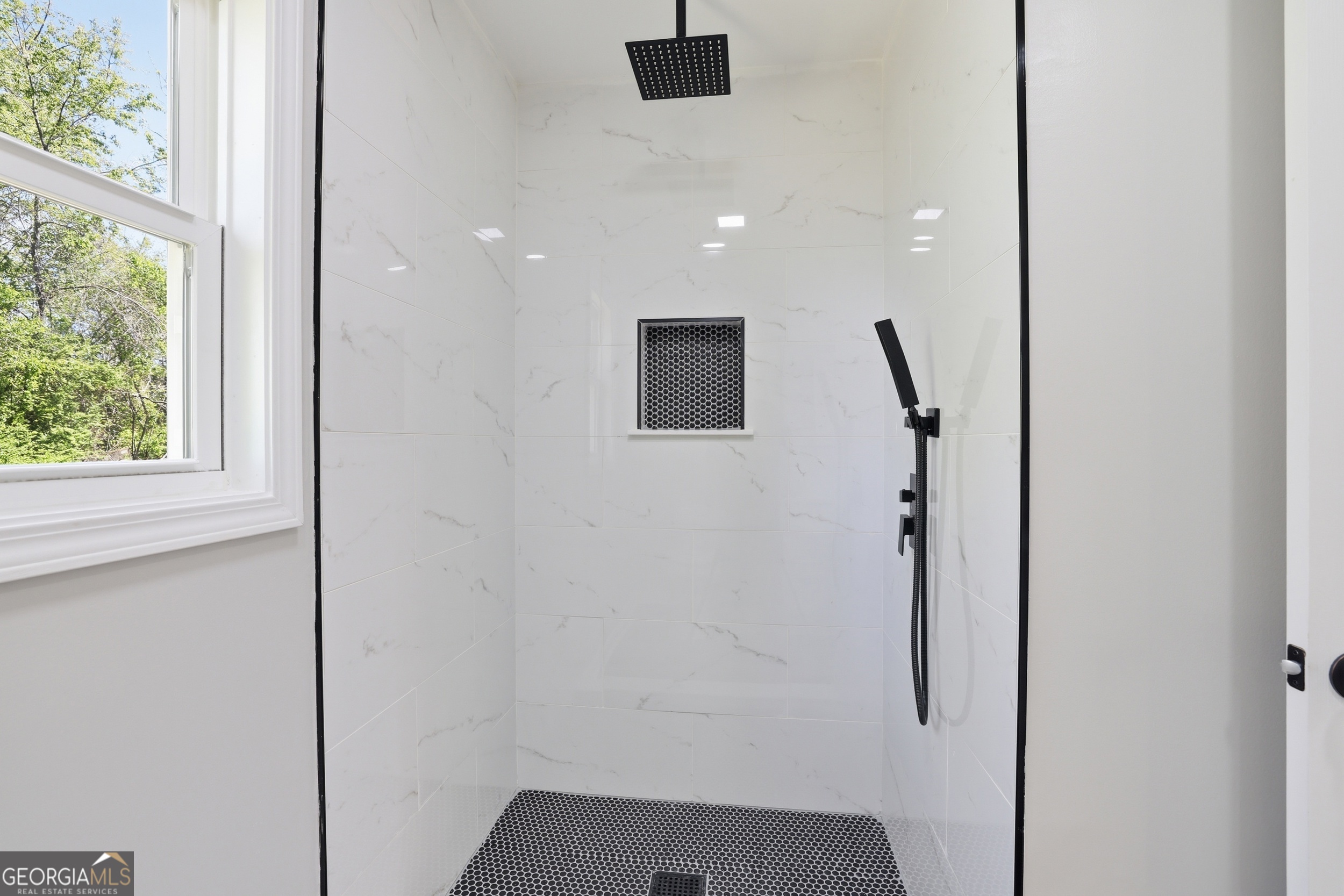 165 Pearl Street Clarkesville, GA 30523 - Photo 18 of 46