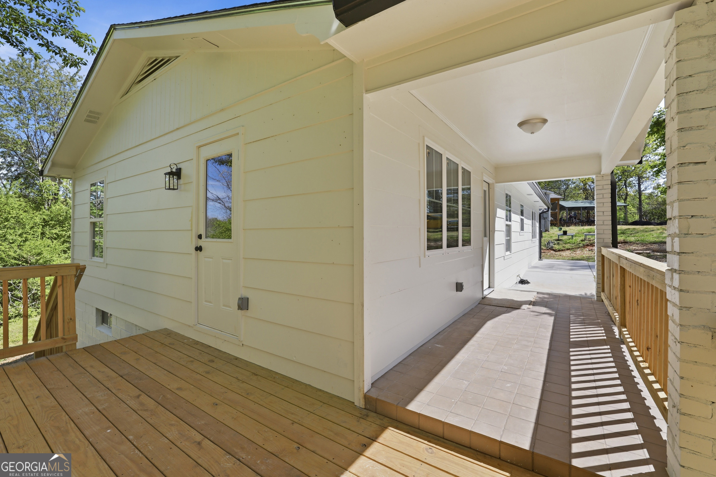 165 Pearl Street Clarkesville, GA 30523 - Photo 5 of 46