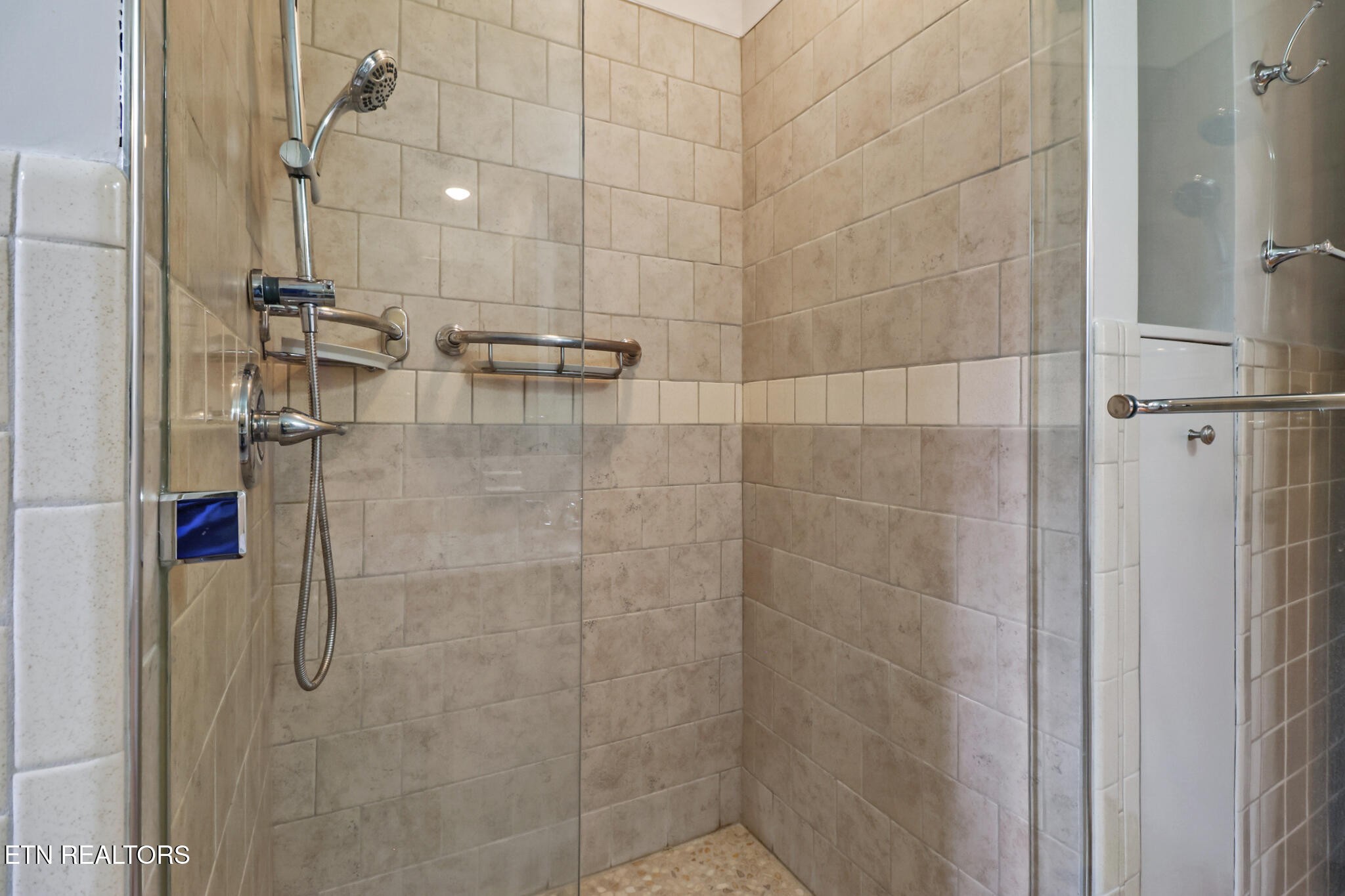 102 Tabor Road Oak Ridge, TN 37830 - Photo 27 of 37