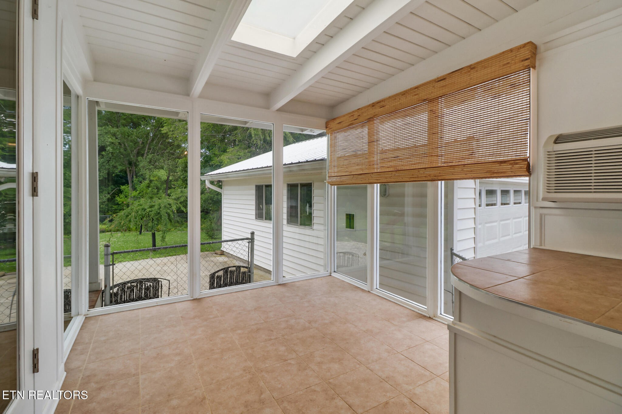102 Tabor Road Oak Ridge, TN 37830 - Photo 28 of 37