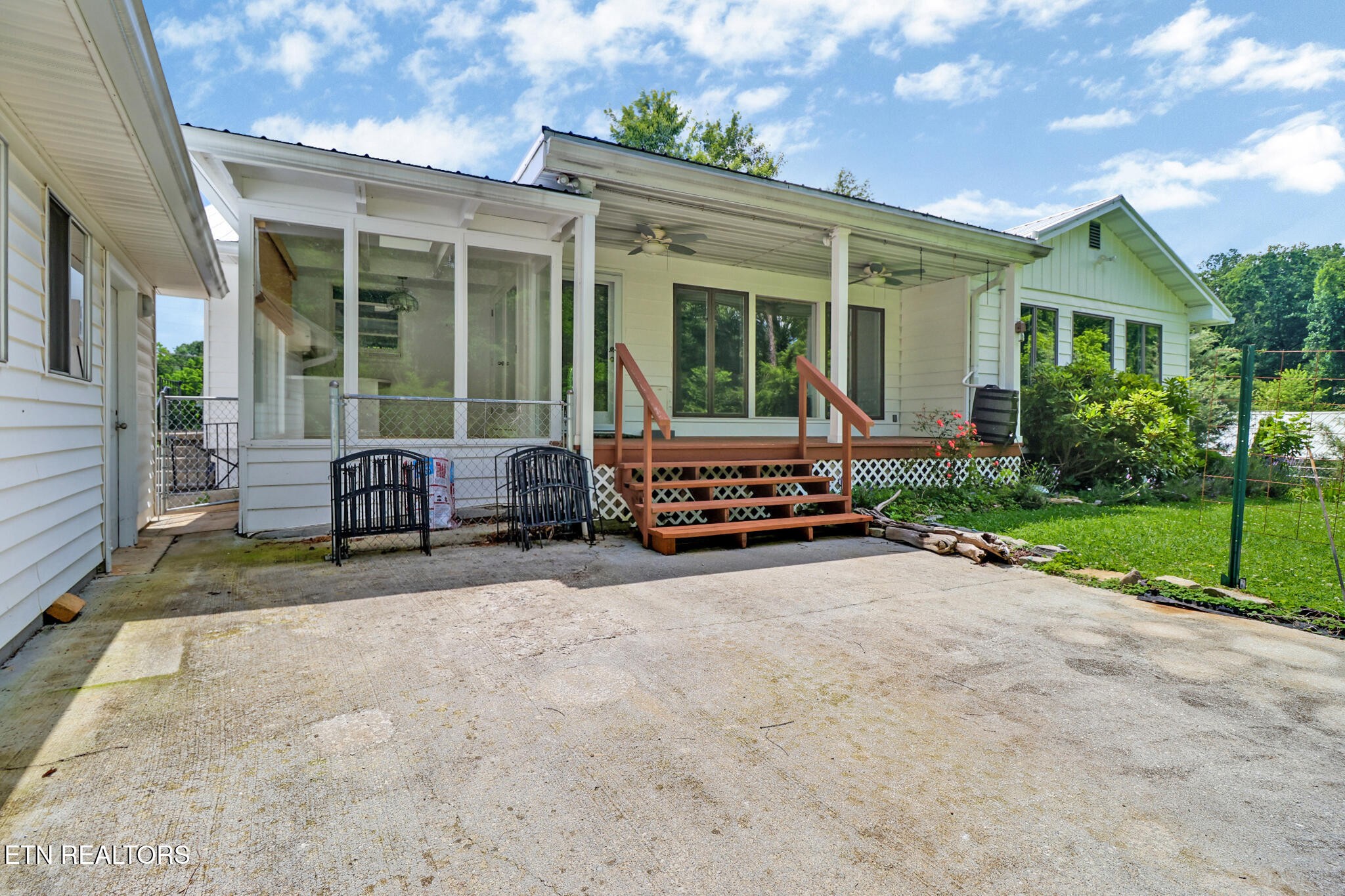 102 Tabor Road Oak Ridge, TN 37830 - Photo 32 of 37