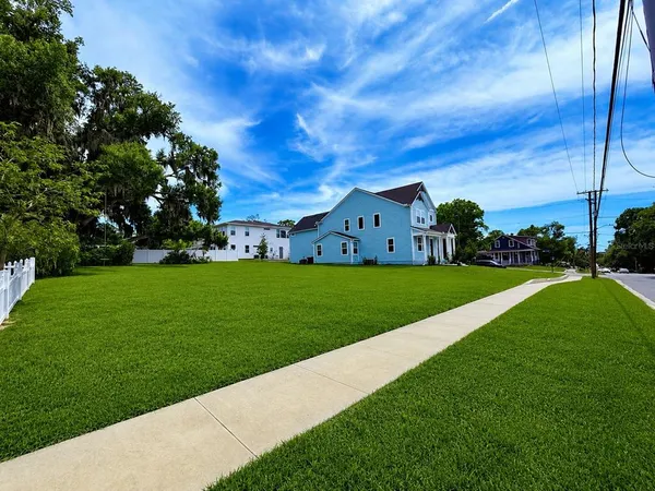 $350,000 | Lake Avenue, Clermont, FL 34711