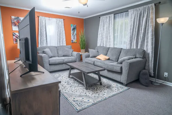$172,000 | 1207 South Anderson Street, Urbana, IL 61801