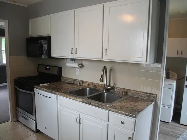 $172,000 | 1207 South Anderson Street, Urbana, IL 61801