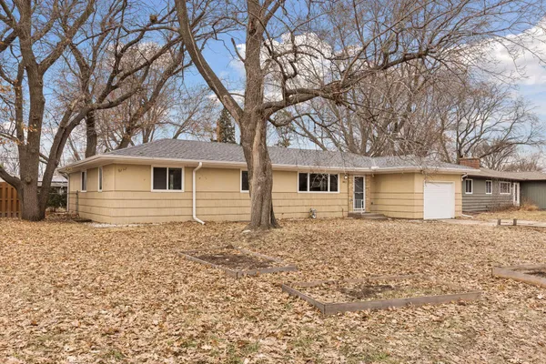$380,000 | 3011 Asbury Street, Roseville, MN 55113
