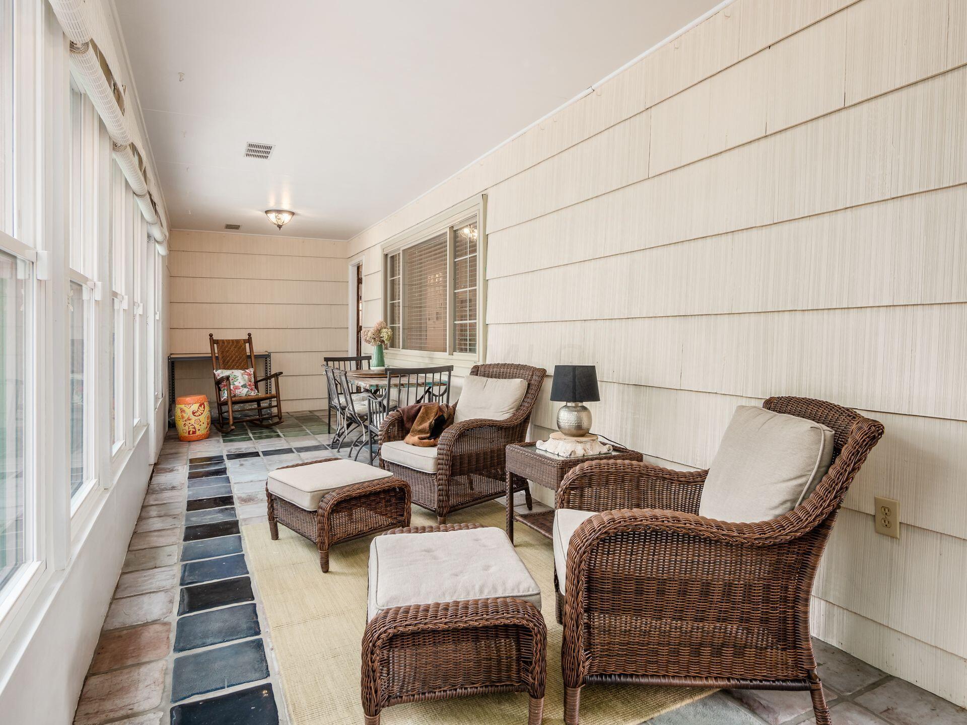 363 South Kellner Road Columbus, OH 43209 - Photo 13 of 72 Sunroom