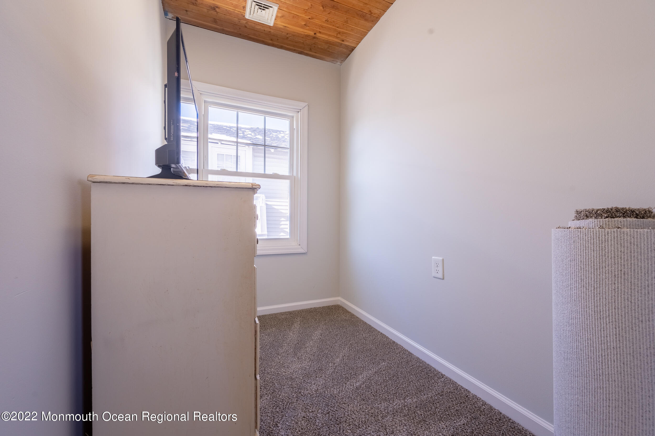 521 Brielle Road Manasquan, NJ 08736 - Photo 19 of 42 F Bed 2