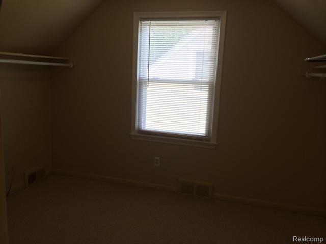 3527 Normandy Road Royal Oak, MI 48073 - Photo 13 of 23