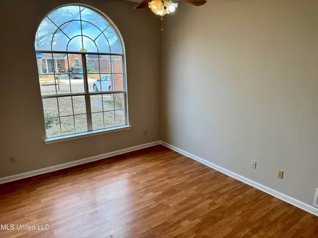 $1,695 | 8289 Clubview Drive, Olive Branch, MS 38654