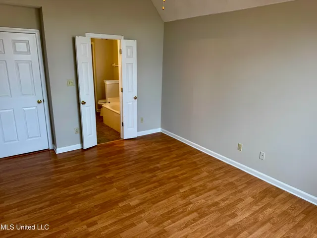 $1,695 | 8289 Clubview Drive, Olive Branch, MS 38654