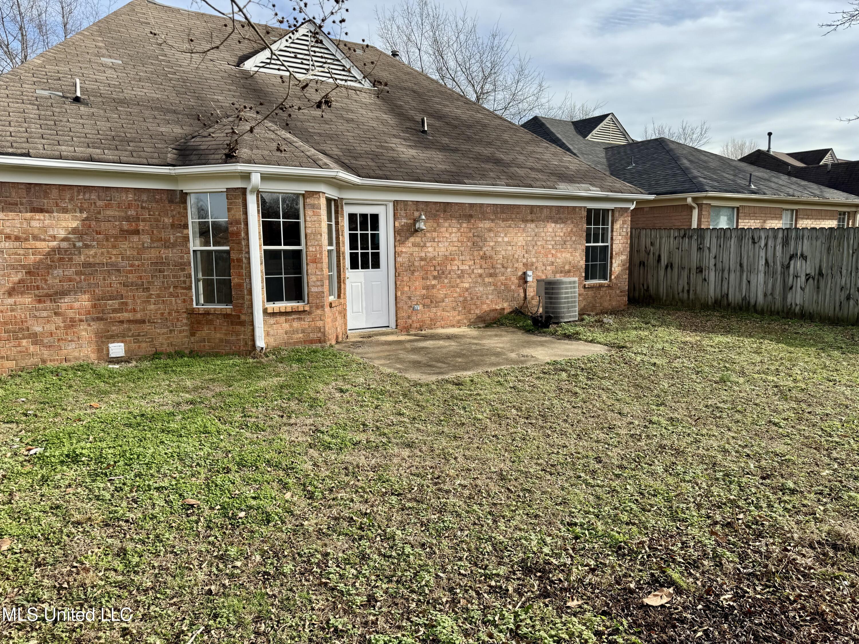 8289 Clubview Drive Olive Branch, MS 38654 - Photo 18 of 19 Photo Jan 07 2026, 1 24 40 PM