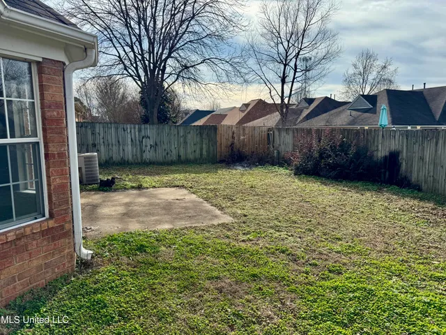 $1,695 | 8289 Clubview Drive, Olive Branch, MS 38654