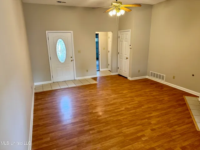 $1,695 | 8289 Clubview Drive, Olive Branch, MS 38654