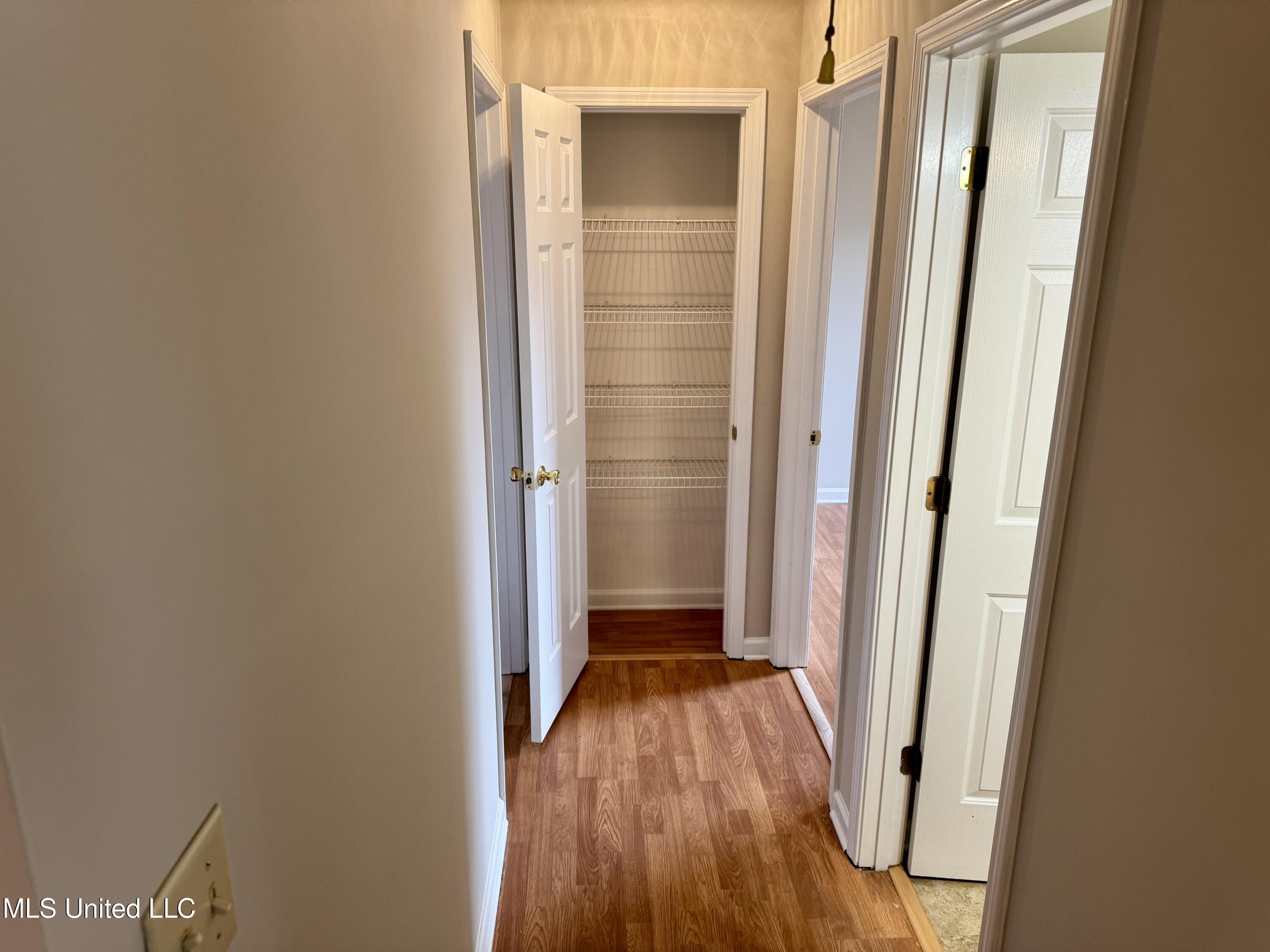 8289 Clubview Drive Olive Branch, MS 38654 - Photo 10 of 19 Photo Jan 07 2026, 1 18 22 PM