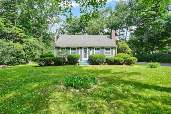 $250,000 | 4 Silver Street, Monson, MA 01057