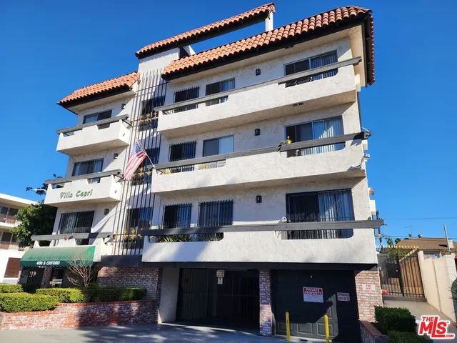 $1,850 | 400 South Oxford Avenue, Unit 106, Los Angeles, CA 90020
