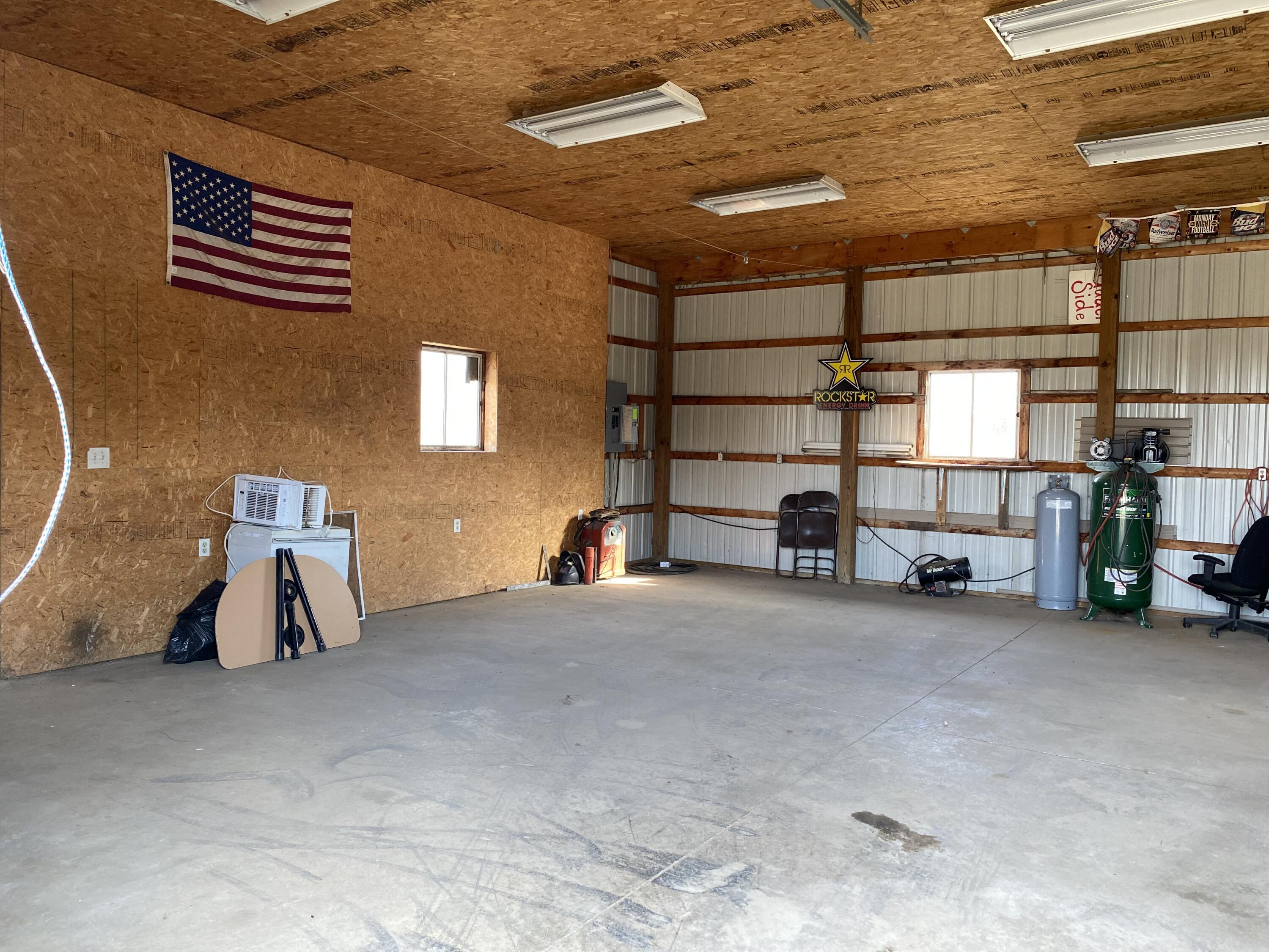 3387 Huff Road Osseo, MI 49266 - Photo 12 of 16 IMG_9577