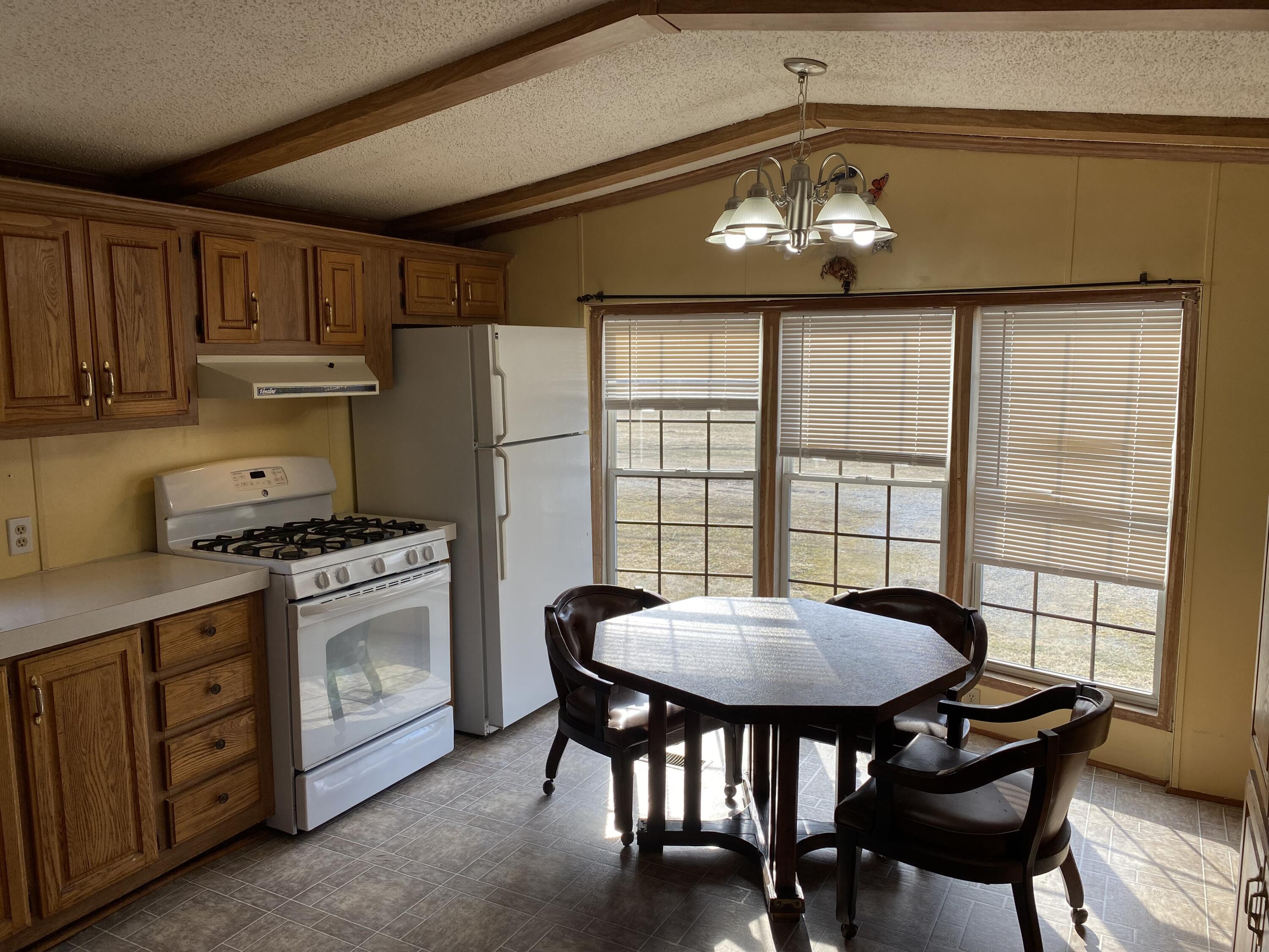 3387 Huff Road Osseo, MI 49266 - Photo 5 of 16 IMG_9566