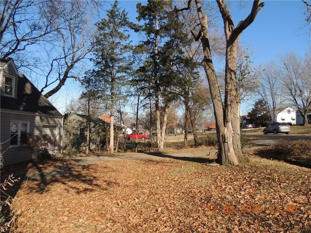 $165,000 | 3228 South Cedar Avenue, Independence, MO 64052