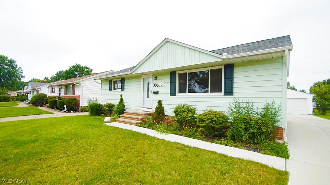 30309 Vineyard Road Willowick, OH 44095 - Photo 1 of 13