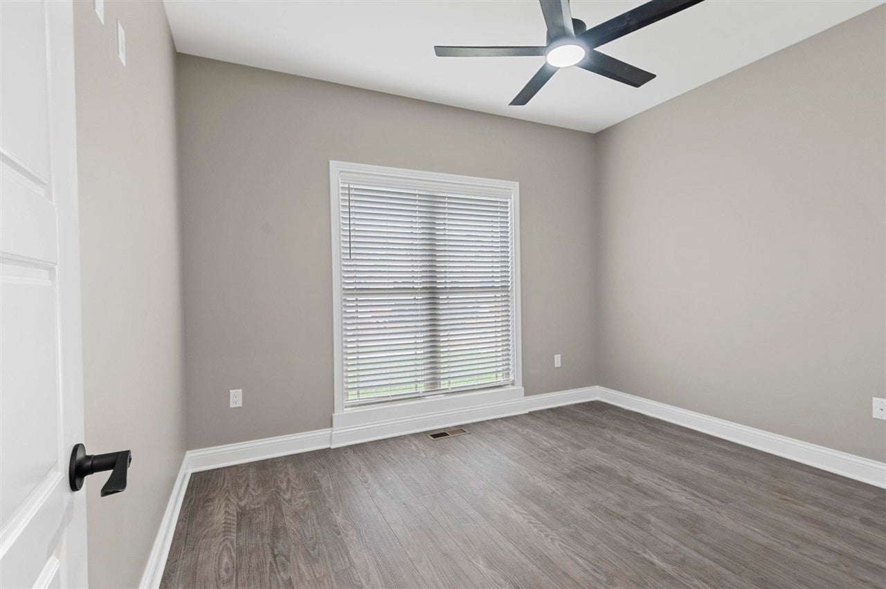 2526 Topeka Road Bowling Green, KY 42103 - Photo 25 of 36 Gallery Image 25