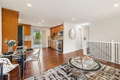 $1,050,000 | 15601 125th Place Northeast, Woodinville, WA 98072