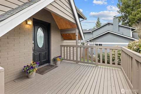 $1,050,000 | 15601 125th Place Northeast, Woodinville, WA 98072