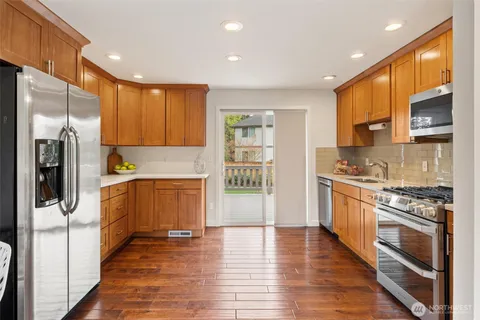 $1,050,000 | 15601 125th Place Northeast, Woodinville, WA 98072