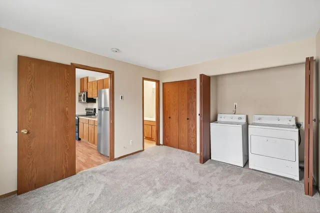 $129,900 | 14861 58th Street North, Unit A2, Oak Park Heights, MN 55082