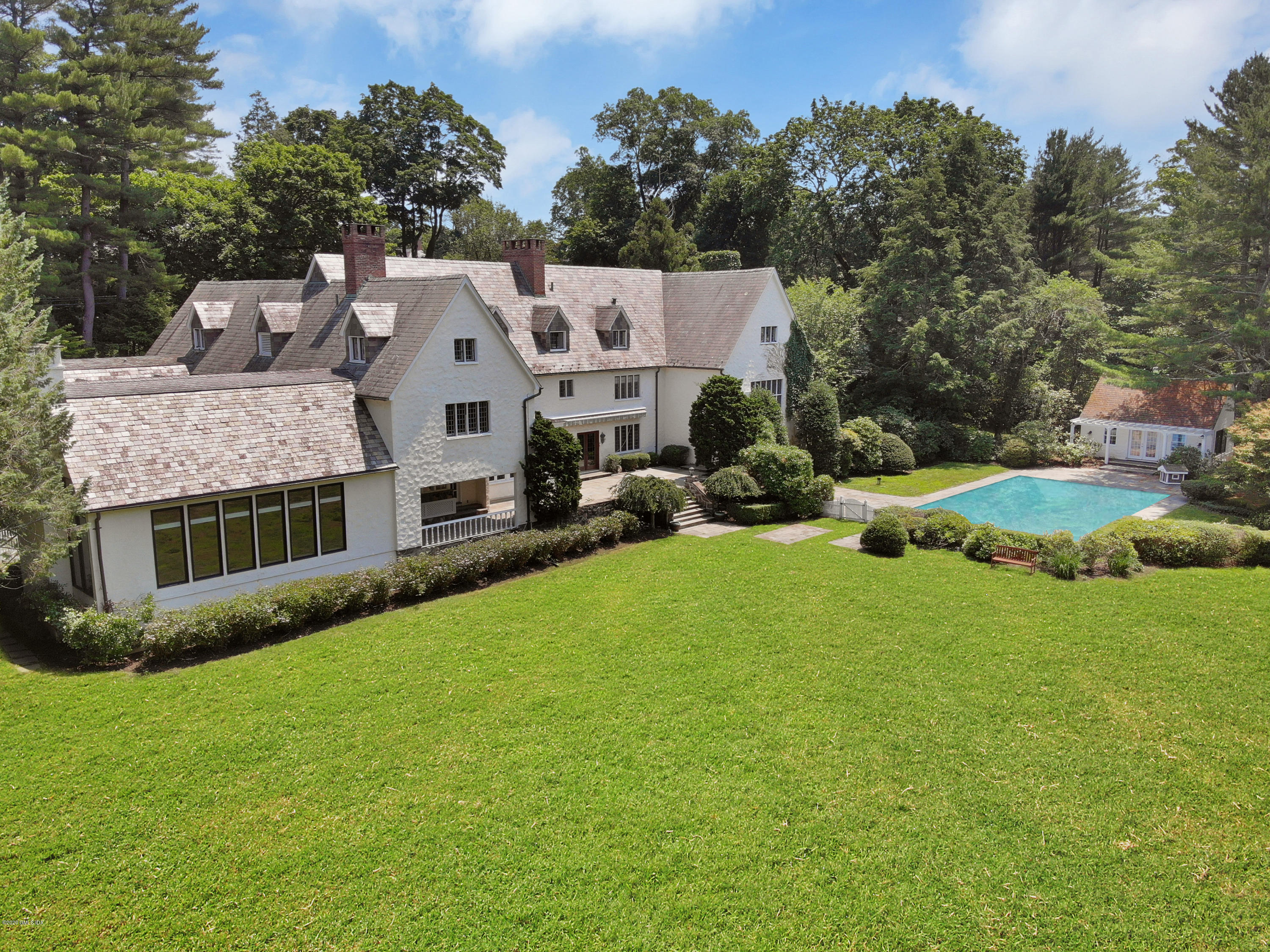 558 Lake Avenue Greenwich, CT 06830 - Photo 21 of 28 an aerial view of a house having yard and lake view