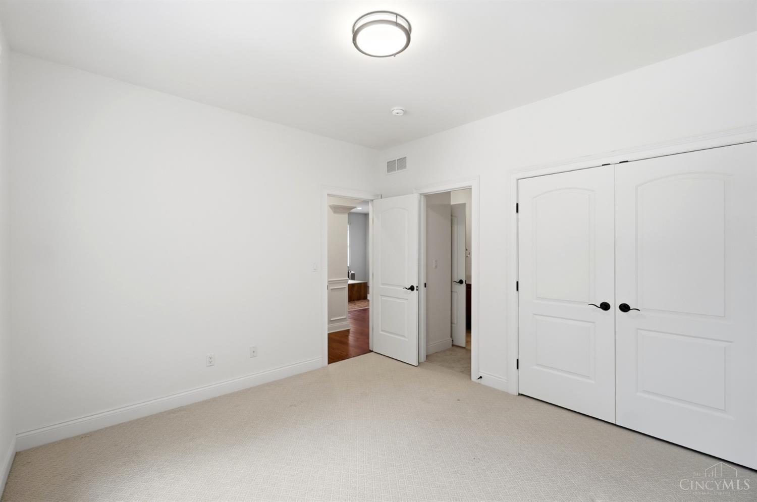 623 Rushton Road Cincinnati, OH 45226 - Photo 36 of 58