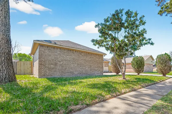 $314,000 | 16611 Moary Firth Drive, Houston, TX 77084