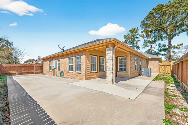 $314,000 | 16611 Moary Firth Drive, Houston, TX 77084