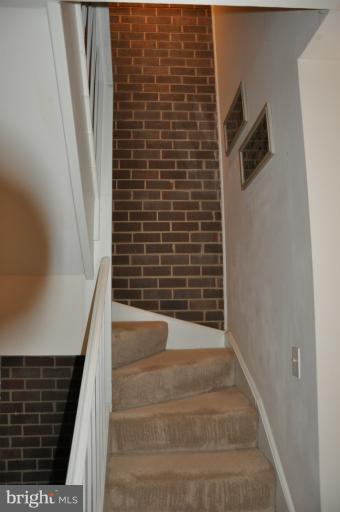 7923 Inverness Ridge Road Potomac, MD 20854 - Photo 2 of 17 Interior (General)