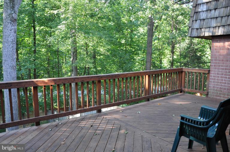 7923 Inverness Ridge Road Potomac, MD 20854 - Photo 11 of 17 Exterior (Rear)