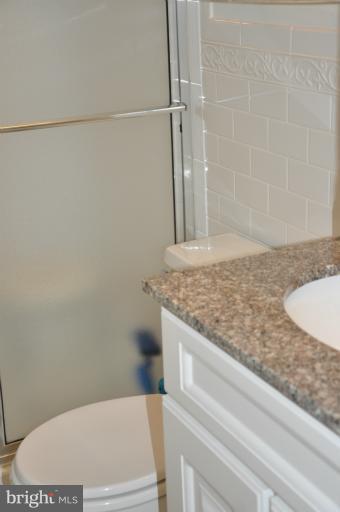 7923 Inverness Ridge Road Potomac, MD 20854 - Photo 8 of 17 Bath (Master)
