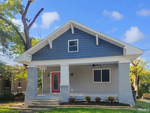 $297,500 | 3704 Stringtown Road, Evansville, IN 47711