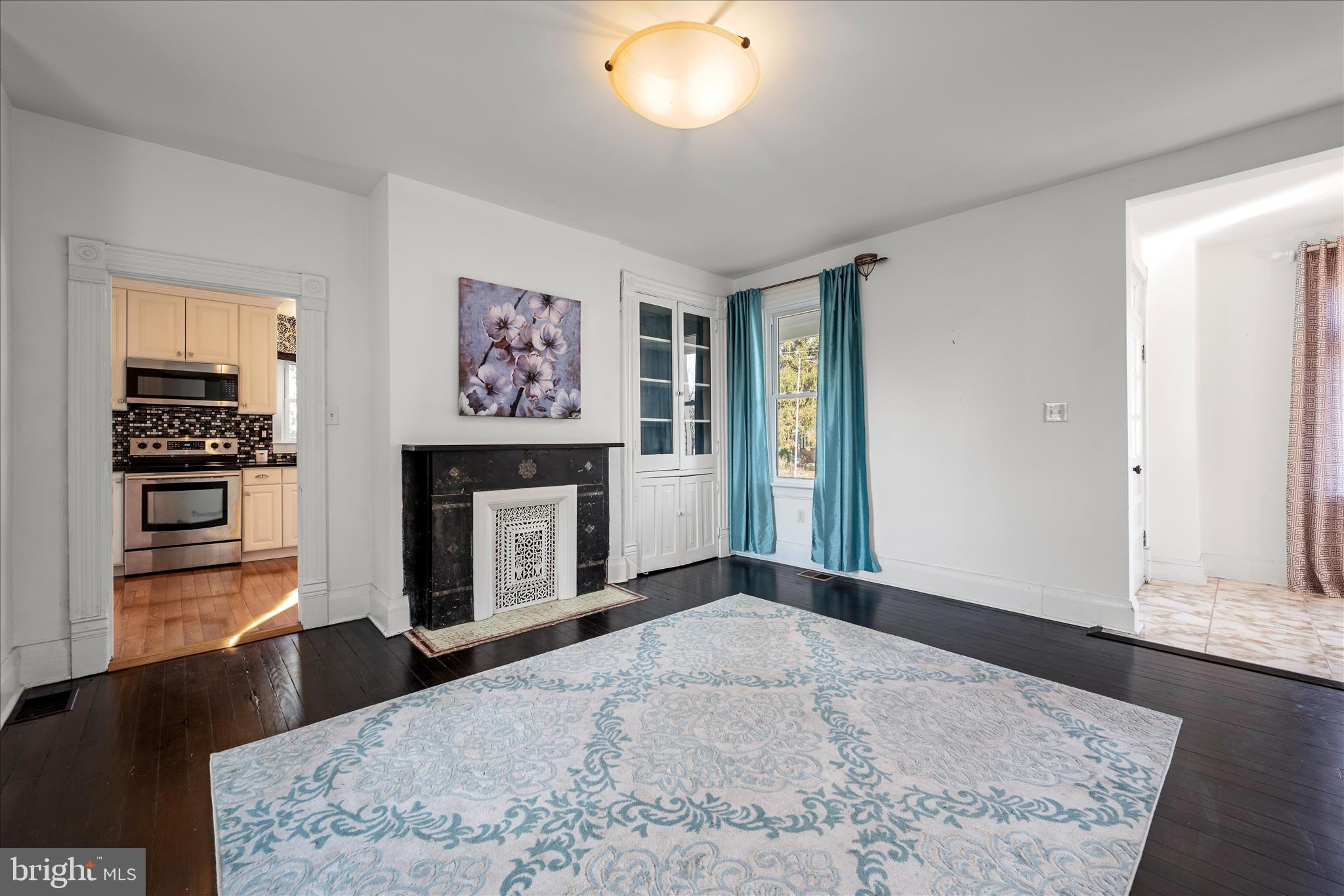 129 Church Street Summit Point, WV 25446 - Photo 40 of 91 Living Room