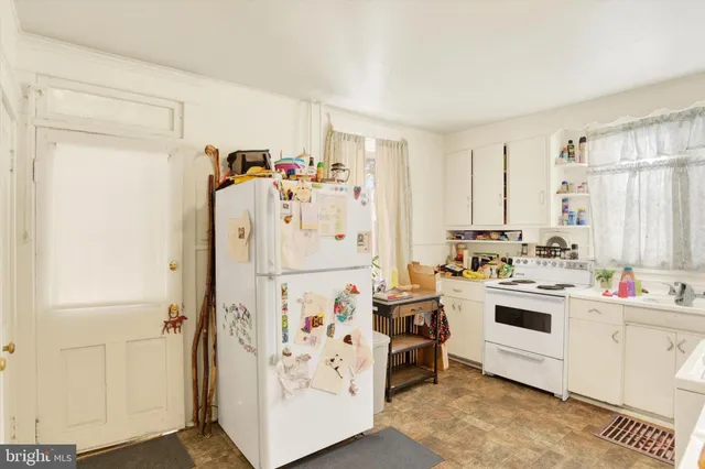 $220,000 | 159 North Tulpehocken Street, Pine Grove, PA 17963