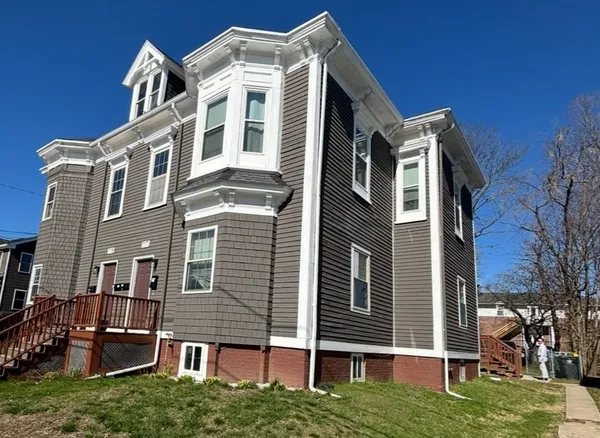 $1,250,000 | 117-119 Portland Street, Haverhill, MA 01830