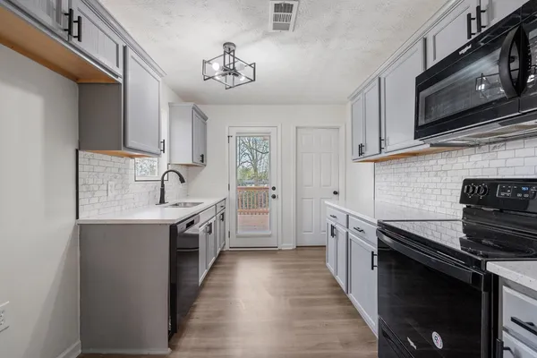 $214,900 | 111 Ave A, Opelika, AL 36801