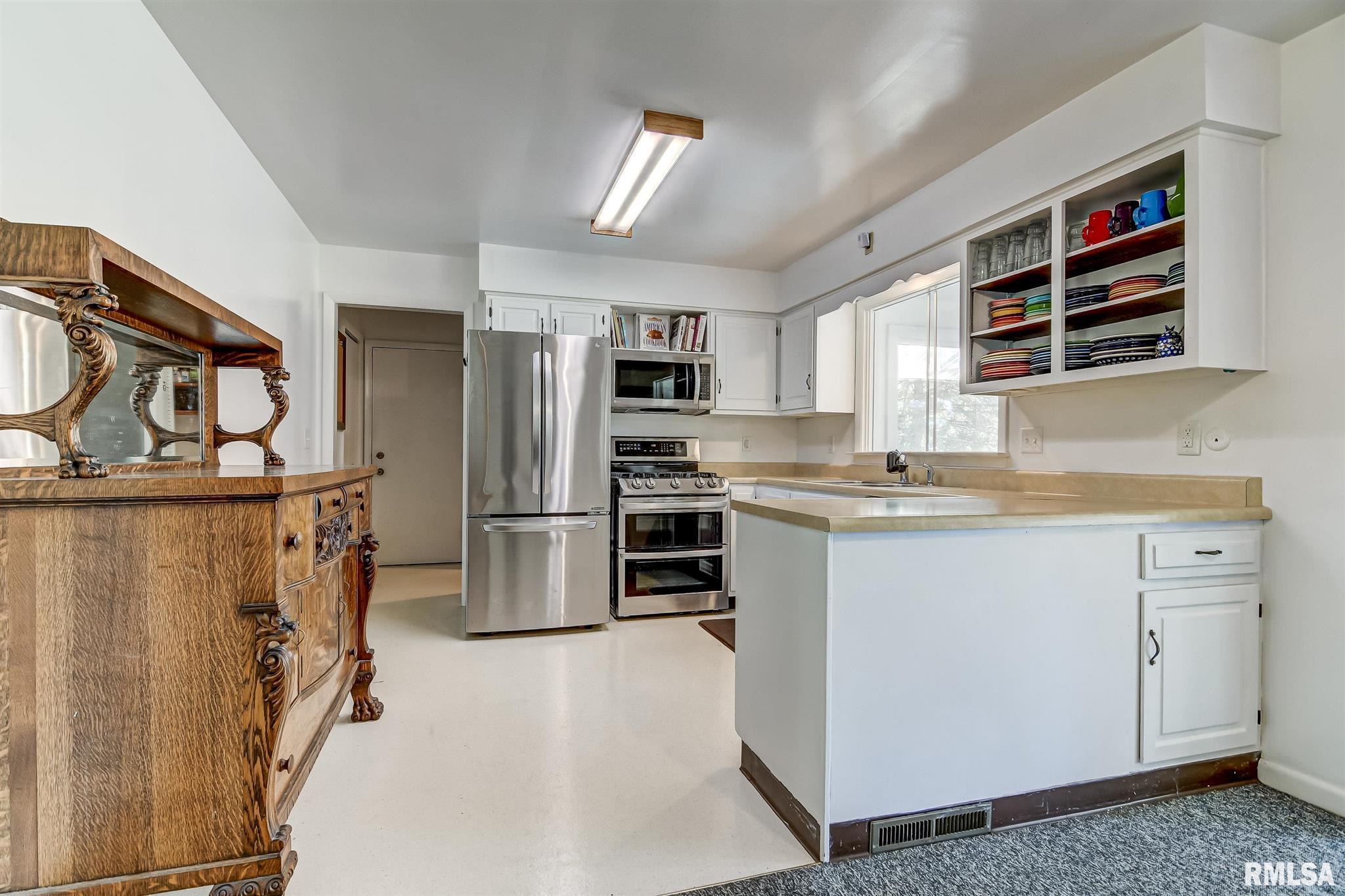 510 West Hoechester Road Springfield, IL 62711 - Photo 13 of 38