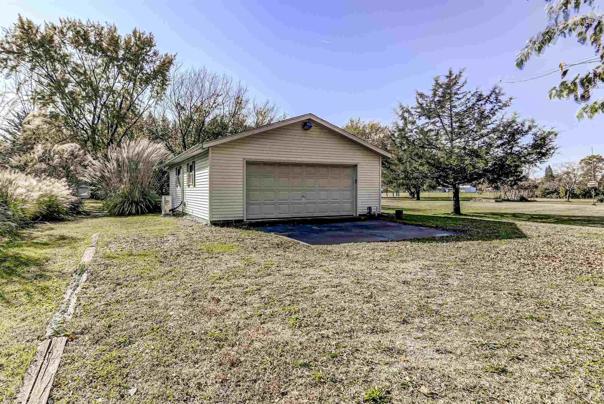 510 West Hoechester Road Springfield, IL 62711 - Photo 34 of 38
