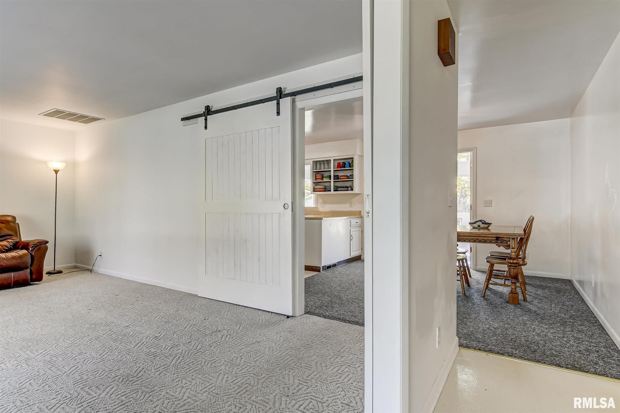 510 West Hoechester Road Springfield, IL 62711 - Photo 6 of 38