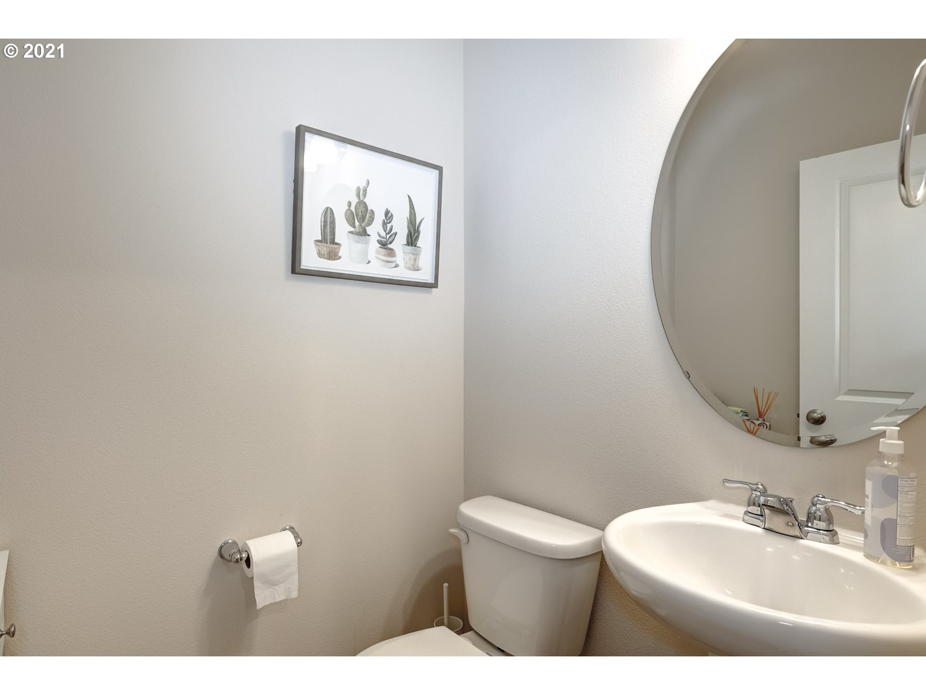 15694 Northwest Brugger Road Portland, OR 97229 - Photo 13 of 32 Gallery Image 13