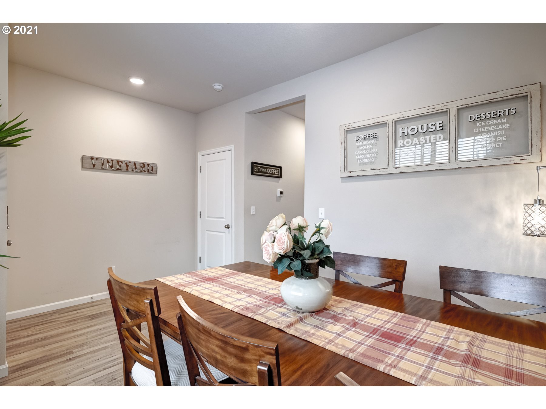 15694 Northwest Brugger Road Portland, OR 97229 - Photo 16 of 32 Gallery Image 16