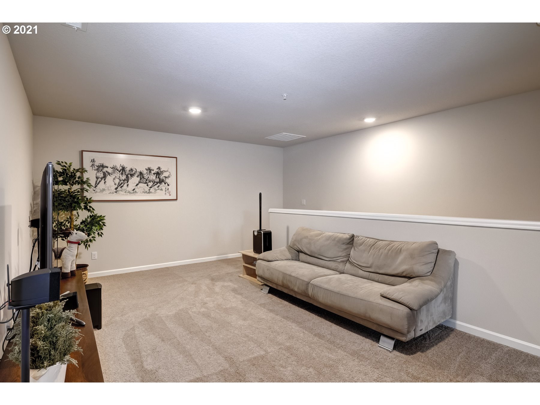 15694 Northwest Brugger Road Portland, OR 97229 - Photo 25 of 32 Gallery Image 25