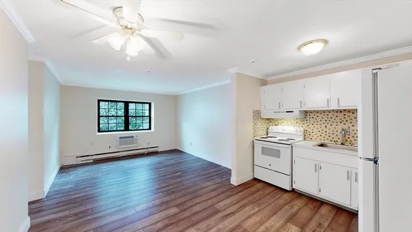 $2,395 | 21 Myrtle Street, Unit 5, Malden, MA 02148