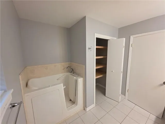 $1,850 | 2748 Erin Drive, Marrero, LA 70072